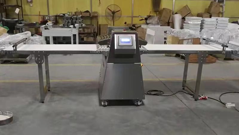 Commercial Kitchen Continuous Automatic Dough Shape Cutting Cutter Machine for Bakery