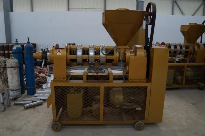 Combined Oil Press Machine with Electric Box with Heating System, Capacity 400kg/H