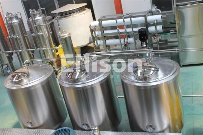 Carbonated Soft Drink Mixing Tank Machine / CO2 Mixer for Complete Beverage Production Line