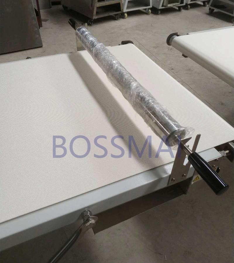 Commercial Kitchen 520mm Floor Type Pastry Dough Sheeter for Bakery