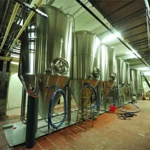 40hl Brewing System Auxiliary Equipments Including Fermenters, Bright Beer Tanks, Hot ...