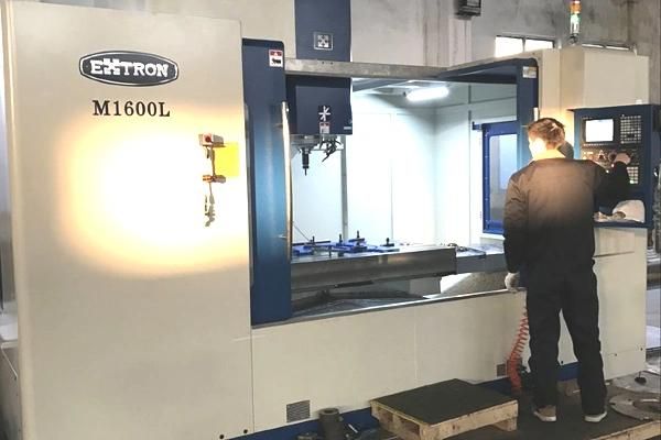 4000bph Juice Beverage Filling Machine with CIP System