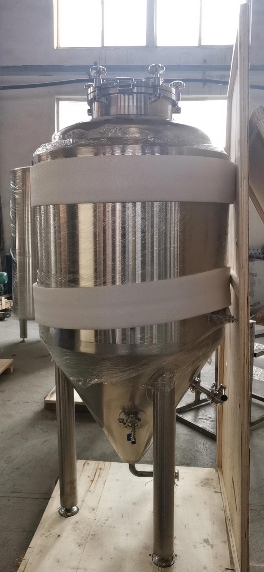 200L 300L 500L Top Manhole Beer Fermenter with Accessories