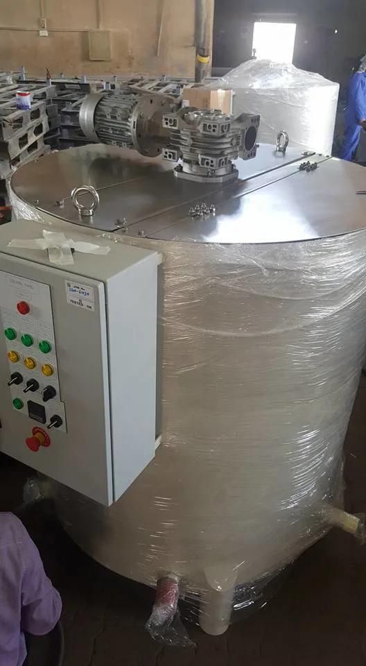 Stainless Steel Vertical Type Milk Cooling Tank for Dairy Farm